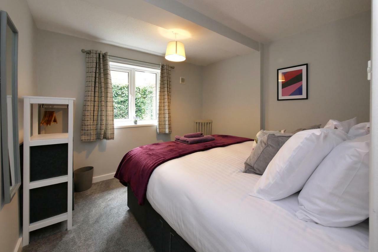 Crewe Short Lets 4 Victoria Court, Crewe Apartment Екстериор снимка