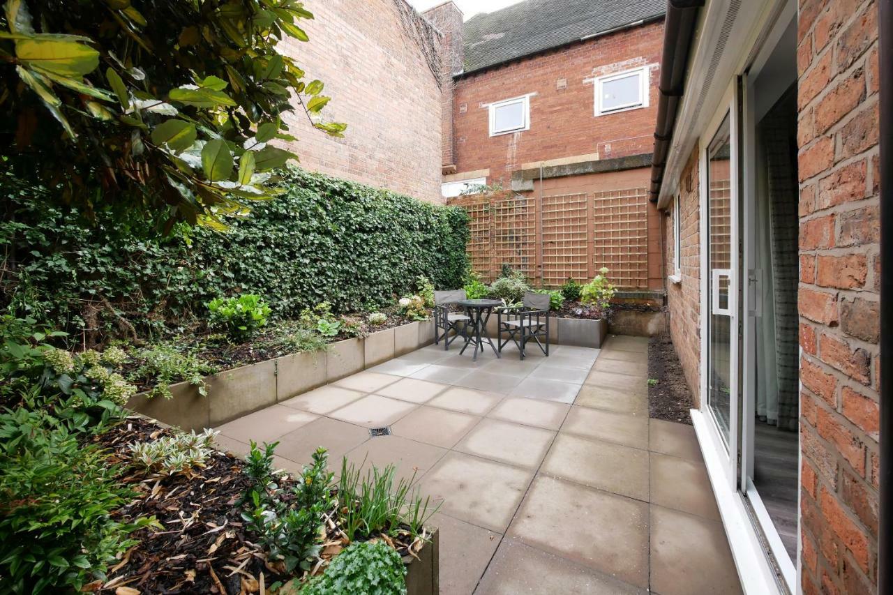 Crewe Short Lets 4 Victoria Court, Crewe Apartment Екстериор снимка